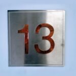 Stainless steel/Brass sign
